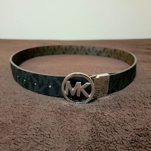Michael Kors MK reversible belt